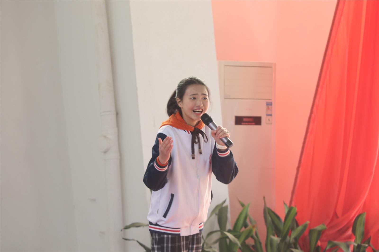 诵读3.JPG